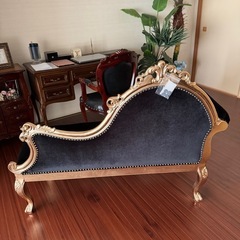 【急募
】アンティークソファの画像