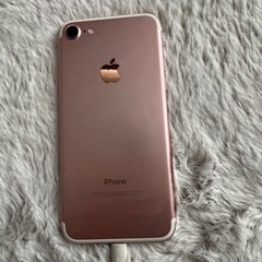 iPhone7 ピンクゴールド128GB本体のみの画像