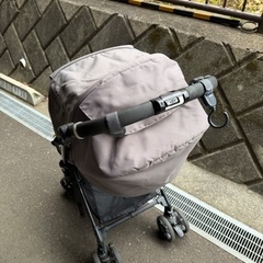 COMBI ベビーカーの画像