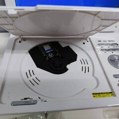 Digistance 9インチ液晶DVDプレーヤー DS-PP906 WHの画像