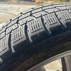 冬用タイヤ　215/45R17の画像