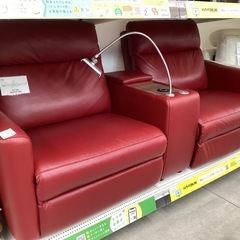 【トレファクピエリ守山店】【取りに来られる方限定】ニトリ 電動リクライニングソファー　レッドの画像