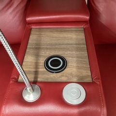 【トレファクピエリ守山店】【取りに来られる方限定】ニトリ 電動リクライニングソファー　レッドの画像