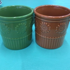 飾っても可愛い【五色のマグカップ】の画像