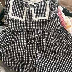 女の子80買い物カゴ二つ分まとめての画像