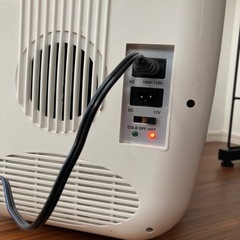 車載　レジャー用ポータブル保温冷庫の画像