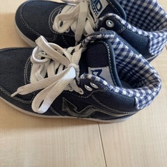 マッドフット　ハイカット　スニーカー　20センチの画像