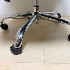 オットマン付オフィスチェアの画像