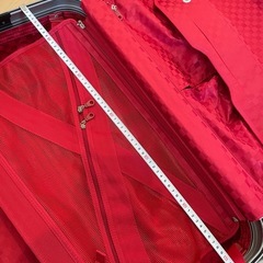 一度使用のみ美品 大きめスーツケース の画像