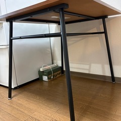 机　正方形の画像