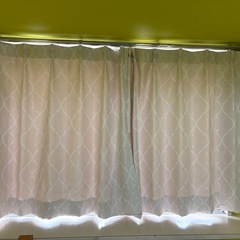 短いカーテン2枚セットの画像