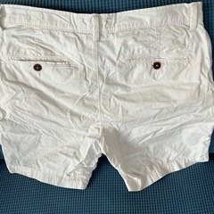 アメリカンイーグル　白ハーフパンツの画像