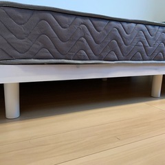 ニトリ　ダブルベット　フレーム　マットレスの画像