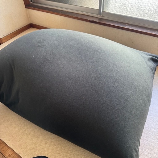 Yogibo クッション　ソファー　黒色