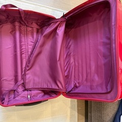 スーツケースの画像