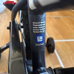 子供用HUMMER自転車補助輪付きの画像