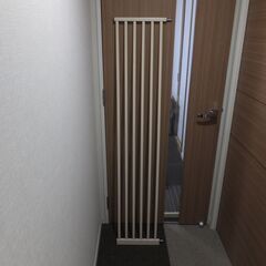 ★【引き取り限定～】ベビーゲート・ベビーフェンス　穴開け不要 ワンちゃんにも★の画像