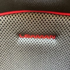 LEAMANチャイルドシートの画像