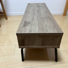 テレビ台の画像