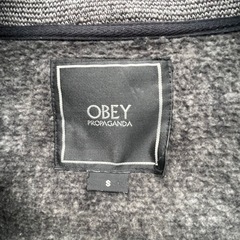 OBEY PROPAGANDA カーディガン グレー Sの画像