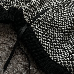 kmrii HYDE着 カーディガン archive
の画像