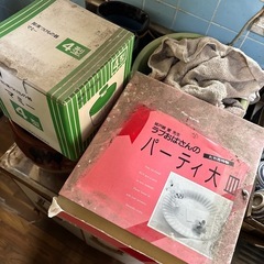 陶器　骨董品　骨董　大皿　ガラス　グラス　湯呑み　焼き物　焼物　竿　釣竿　座布団　クッション　小物入れ　財布　タンス　テーブル　鉄屑　スクラップ　アルミ　家の片付け中　電化製品　収納家具　ベッド　プリンター　豊前市　　差し上げます　0円　松江　の画像