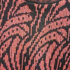 ピンク×黒　銀糸キラキラセーターの画像