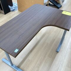 A-997【リユースのサカイ野々市店】ジモティ来店特価‼ 学習机 デスク 木製 ブラウン クリーニング済みの画像