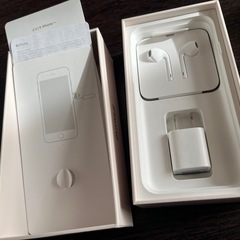 【SIMフリー 美品】iPhone8 64GB  ゴールドの画像