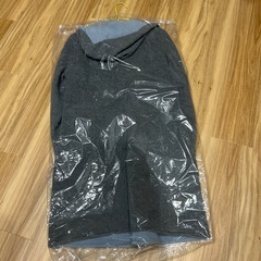 ユニクロ　ロングコート　レディース　グレーの画像