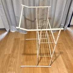 ニトリ　押入れハンガーシェルフ　伸縮の画像