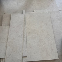 MAIHAUS フロアタイル 大理石調ホワイトの画像