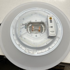 W2512-761 アイリスオーヤマ　LEDシーリングライト　2023年製　通電確認済み　リモコン付き　中古美品の画像