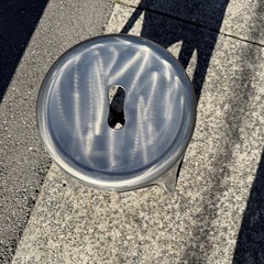 金属製スツール　ダルトン風の画像