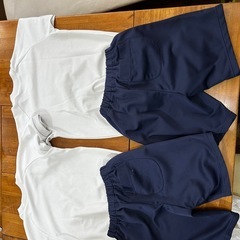 小学生用体操服　上下2セット　上140センチ下150センチの画像