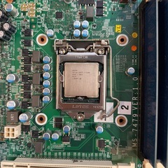 マザーボードの画像