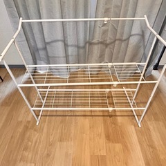 ニトリ　押入れハンガーシェルフ　伸縮の画像