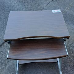 リサイクルショップどりーむ鹿大前店　No.3763　PCデスク　お手頃価格🎵　おススメ商品です🎵の画像