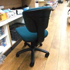 PLUS/プラス OAチェア イス 椅子 チェア 昇降椅子 事務椅子 オフィスチェア いす チェアー 札幌市厚別区 厚別店の画像