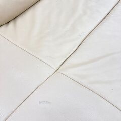 A-1009【リユースのサカイ野々市店】ジモティ来店特価‼ ３人用ソファー レザー ピンクベージュ クリーニング済みの画像