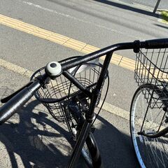 【リサイクルショップどりーむ荒田店】No.613 カゴ付き ベル〇 自転車 20インチ 黒の画像