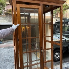 アンティーク　食器棚の画像
