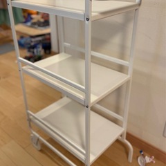 IKEA 三段キッチンワゴンの画像