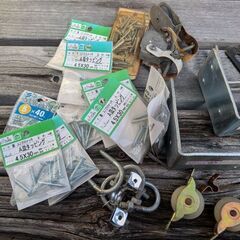 ネジ　ステー　DIY 　ボルト　工具　日曜大工の画像