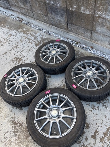【最終価格になります】所沢市
YOKOHAMA スタッドレスタイヤ 155/65R14