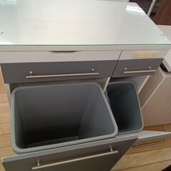 ★リユースのサカイつくば店★TK7860  ゴミ箱収納 グレー H85×D39×W70 クリーニング済みの画像