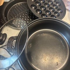 電気グリル鍋の画像