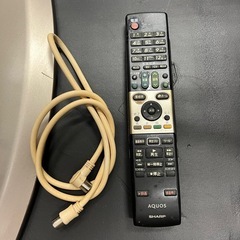 SHARP AQUOS 32V型 Blu-ray内蔵 液晶テレビ ※色シミ・日焼け強めの画像