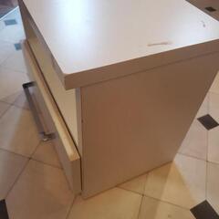 【引き取り限定】ナイトスタンドサイドテーブル収納引き出し付きソファエンドテーブル寝室の家具用の小さなベッドサイドテーブルスナックナイトテーブル　①の画像