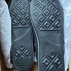 27cm 定価1200円相当の伸縮替え紐のオマケ付き　　スポンジボブ  スニーカー の画像